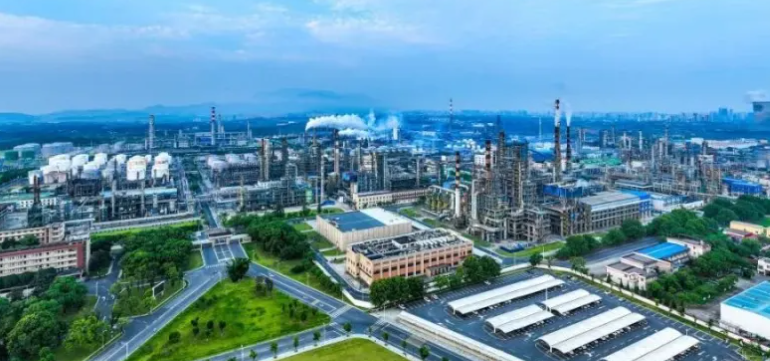 从像素间距看全彩LED显示屏：P2、P3、P4型号参数与适用场景