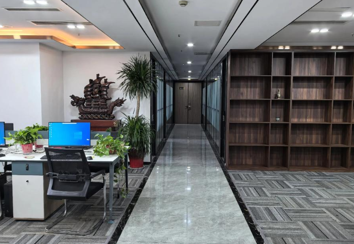 深圳LED显示屏厂家解析：全彩LED大屏幕核心技术指标与选型要点